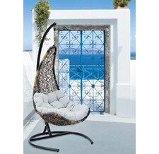   WIND  : -